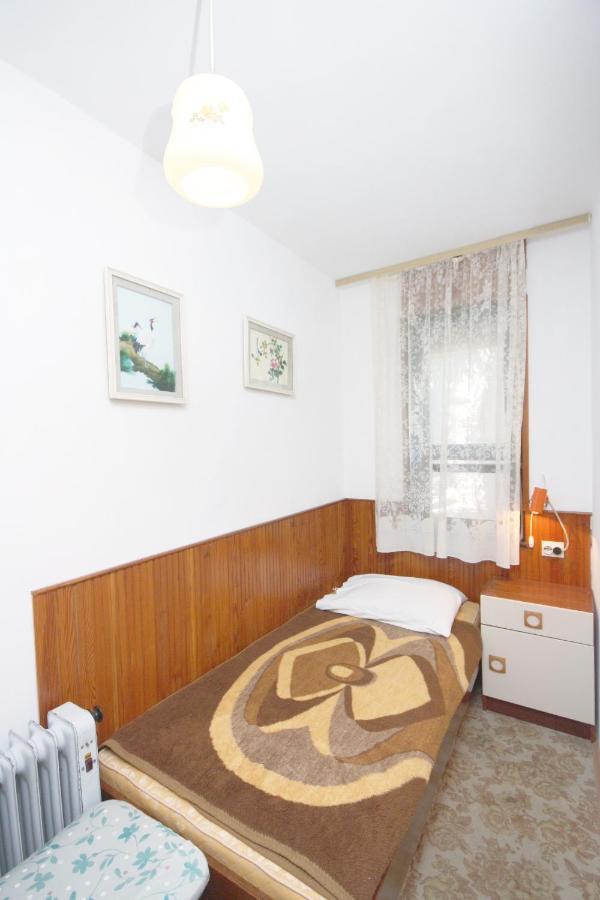 Apartments With A Parking Space Murter - 5103 Betina  Bagian luar foto